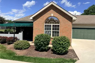 4348 Steuben Woods Dr, Steubenville, OH 43953 - Photo 2