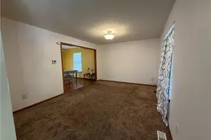 1504 White Ave, Akron, OH 44307 - Photo 2