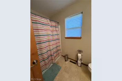 1504 White Avenue, Akron, OH 44307 - Photo 10