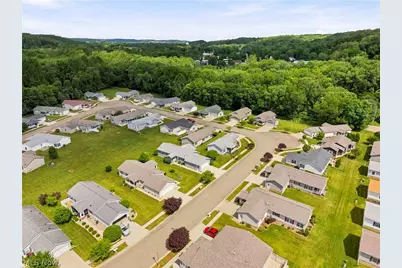 313 Gemini Drive, Dover, OH 44622 - Photo 32