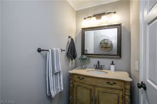 506 Brentwood Blvd, Akron, OH 44321 - Photo 22