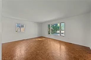 3171 Van Aken Blvd, Huber Heights, OH 44120 - Photo 4