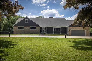 525 N Hametown Rd, Akron, OH 44333 - Photo 1