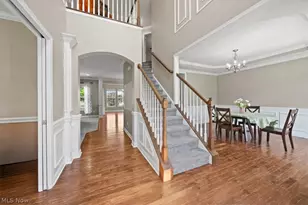 34592 Braemore Dr, North Ridgeville, OH 44039 - Photo 2