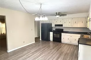 10 1st Ct, Belpre, OH 45714 - Photo 12