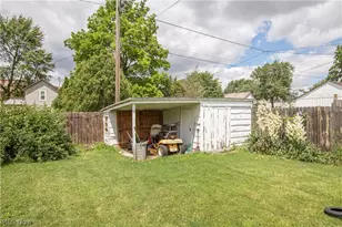 909 Maple St, Bucyrus, OH 44820 - Photo 40