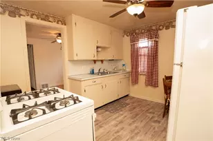 3835 Bernard Ave NW, Canton, OH 44709 - Photo 8