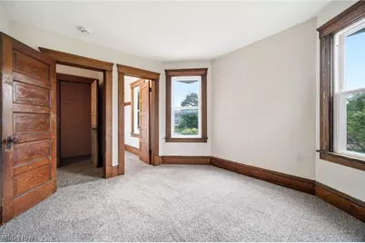 433 3rd Street, Elyria, OH 44035 - Photo 16