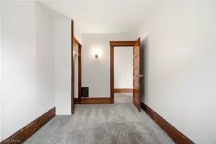 433 3rd St, Elyria, OH 44035 - Photo 14