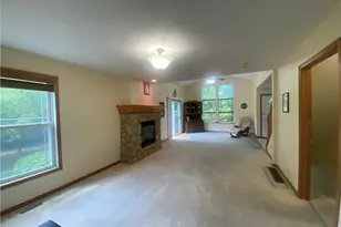 807 Timberlake Trail Dr, Brunswick, OH 44212 - Photo 4