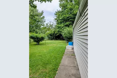 1508 Ohio Avenue, Lorain, OH 44052 - Photo 4