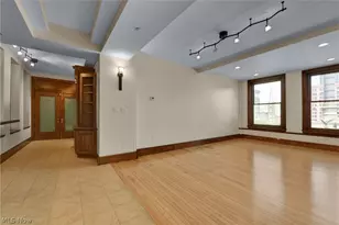 140 Public Square, Loveland, OH 44114 - Photo 8