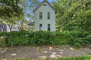 6701 Hope Ave, Loveland, OH 44102 - Photo 2
