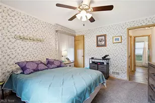 2212 Larchmont Dr, Wickliffe, OH 44092 - Photo 8