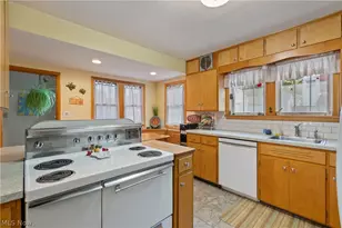 118 Gordon Ave, Wadsworth, OH 44281 - Photo 12