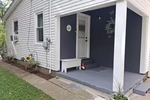 906 Dora Ln, Aurora, OH 44202 - Photo 2