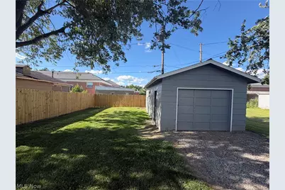 521 Richmond Avenue, Zanesville, OH 43701 - Photo 4