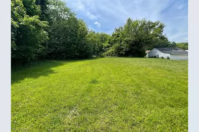 V/L Massillon Road, Akron, OH 44312 - Photo 2