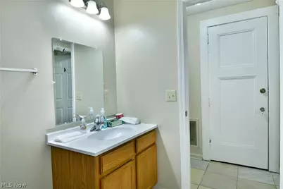 21 Indiana Avenue, Youngstown, OH 44505 - Photo 42