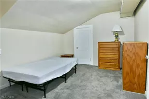 21 Indiana Ave, Youngstown, OH 44505 - Photo 30
