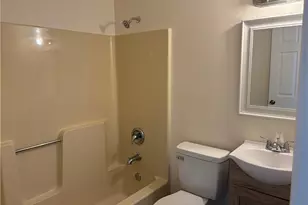 656 Hazelwood Ave, Vermilion, OH 44089 - Photo 6