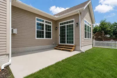 511 Lanmark Cove, Painesville Twp, OH 44077 - Photo 2