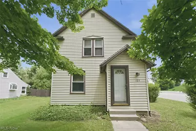 123 E State Street, Barberton, OH 44203 - Photo 1
