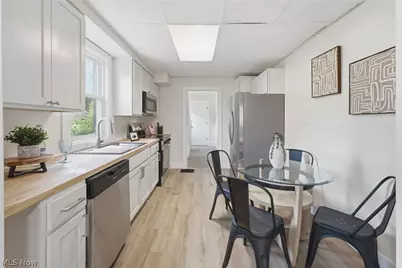 123 E State Street, Barberton, OH 44203 - Photo 20