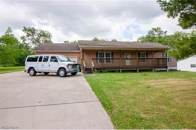 380 Clay Street, Geneva, OH 44041 - Photo 2