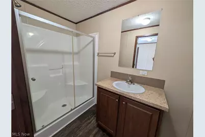 240 Cherry Bottom Glen, Elyria, OH 44035 - Photo 4