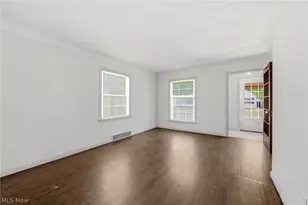 14325 Birchwood Ave, Loveland, OH 44111 - Photo 6
