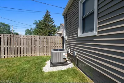 14325 Birchwood Avenue, Loveland, OH 44111 - Photo 36