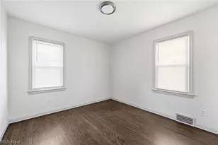 14325 Birchwood Ave, Loveland, OH 44111 - Photo 16