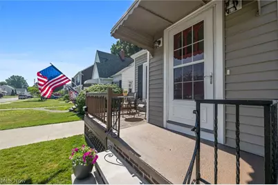 14325 Birchwood Avenue, Loveland, OH 44111 - Photo 2