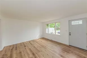 1218 W 44th St, Lorain, OH 44053 - Photo 8