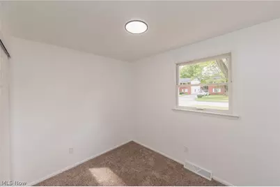 1218 W 44th Street, Lorain, OH 44053 - Photo 14