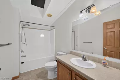 668 Woodlawn Rd, Chardon, OH 44024 - Photo 24