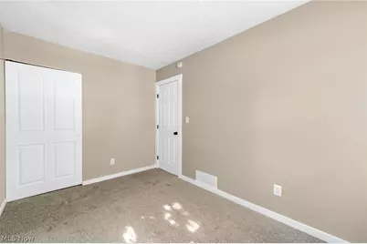 8995 Spring Drive, Windham, OH 44288 - Photo 20