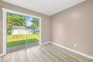 8995 Spring Dr, Windham, OH 44288 - Photo 12
