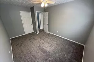 220 W 11th St, Uhrichsville, OH 44683 - Photo 42