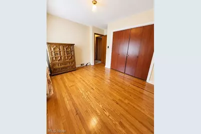 1359 W Sprague Road, Grandview Heights, OH 44147 - Photo 18