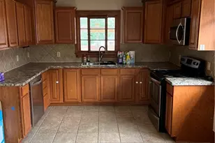 437 SW Bodmer Ave, Strasburg, OH 44663 - Photo 6