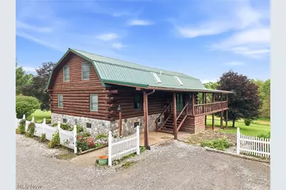 7374 Vale Road, Rogers, OH 44455 - Photo 1