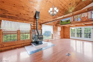 7374 Vale Rd, Rogers, OH 44455 - Photo 2