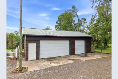 7374 Vale Road, Rogers, OH 44455 - Photo 6