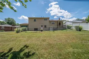 2922 Eldora Dr, Youngstown, OH 44511 - Photo 2
