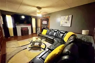 257 Wooster St, Elyria, OH 44035 - Photo 4