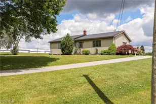 4527 Streeter Rd, Garrettsville, OH 44255 - Photo 4