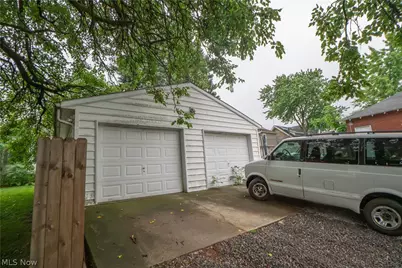 815 Broad Avenue NW, Canton, OH 44708 - Photo 32
