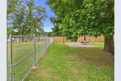 140 Hendricks Street, Newport, OH 45768 - Photo 22